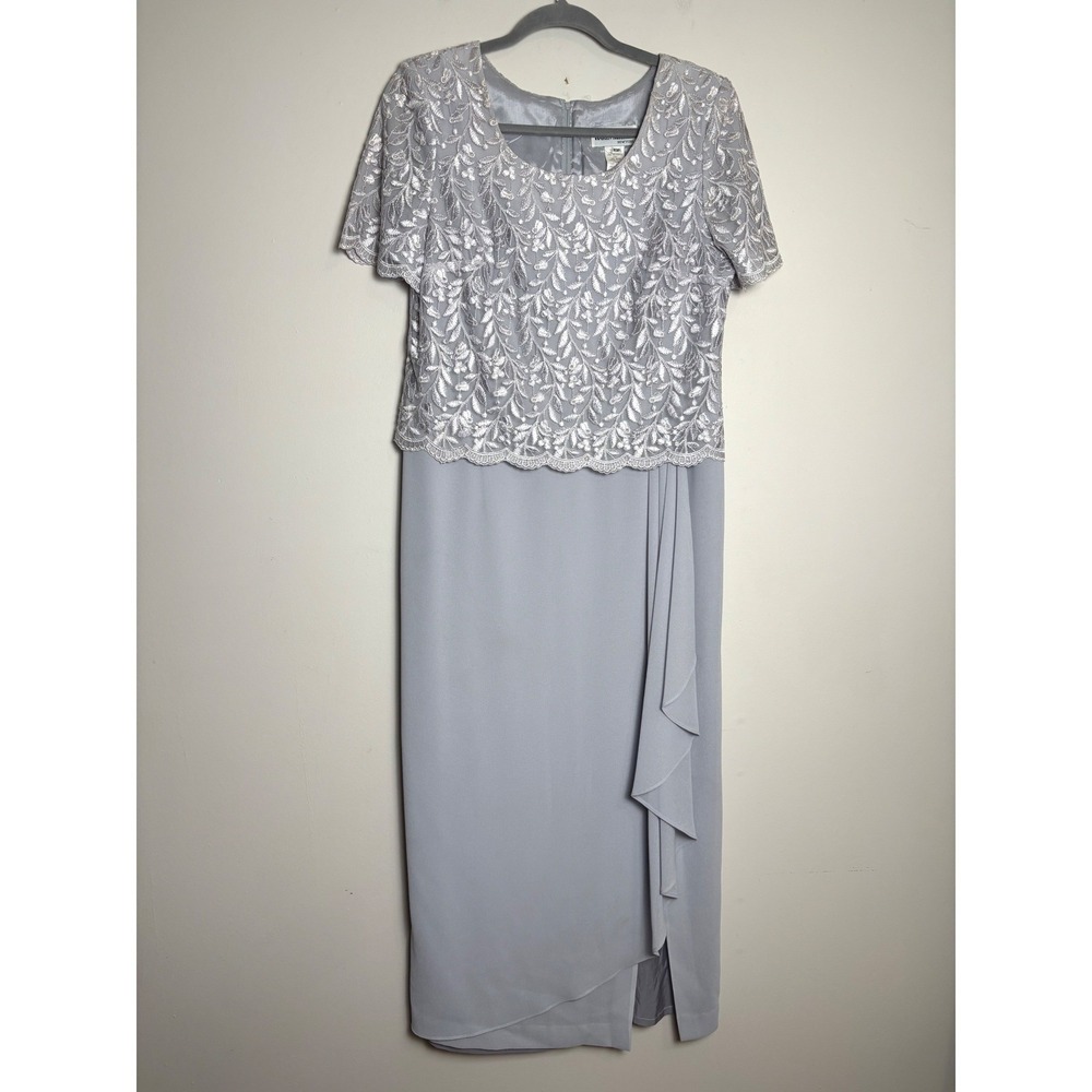 Karen Miller VTG Womens Gown 10P Silver Lace Formal Occasion Mother of the Bride